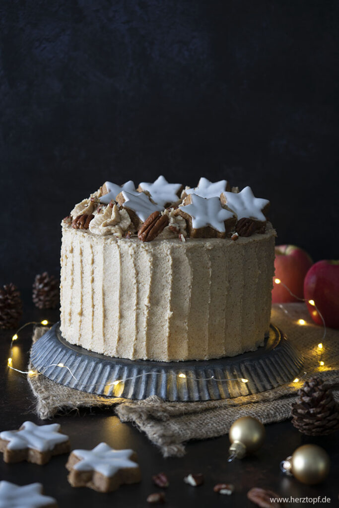 Apfel Pekannuss Törtchen mit Zimt-Buttercreme