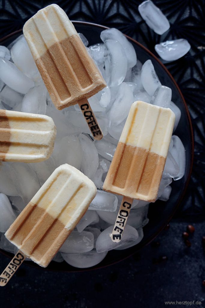 Beschwipste Kaffee-Sahne Popsicles mit Kaffeelikör