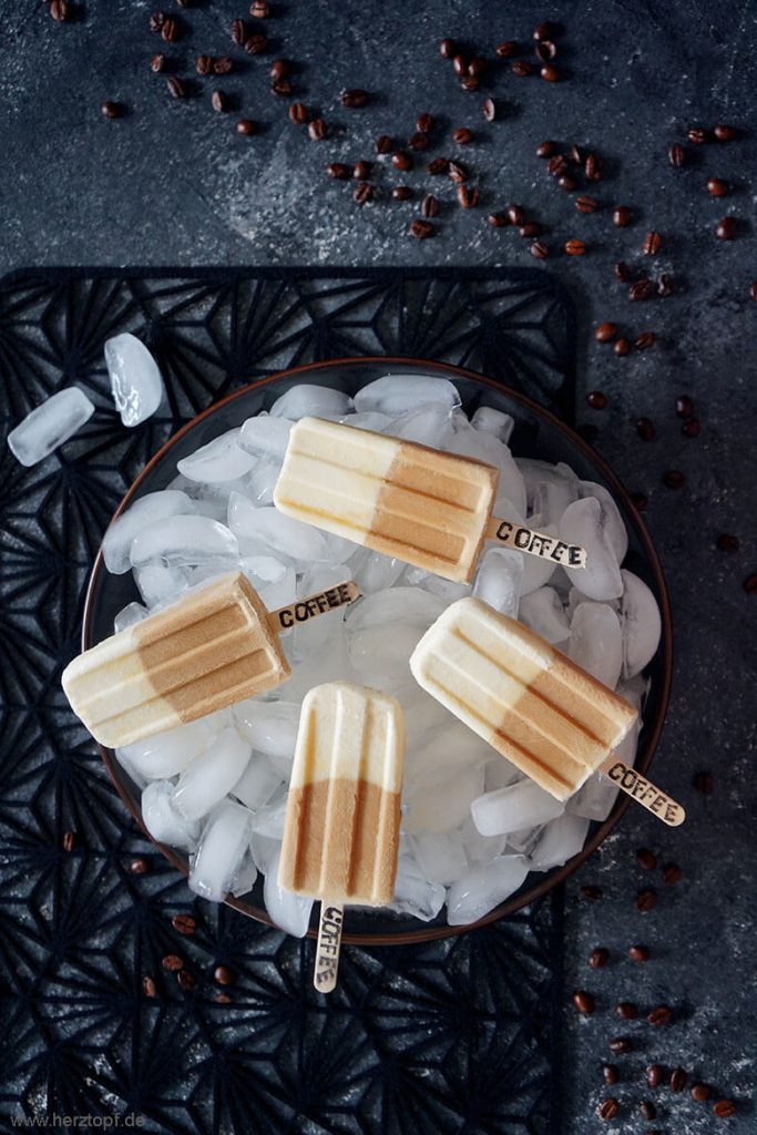 Beschwipste Kaffee-Sahne Popsicles mit Kaffeelikör