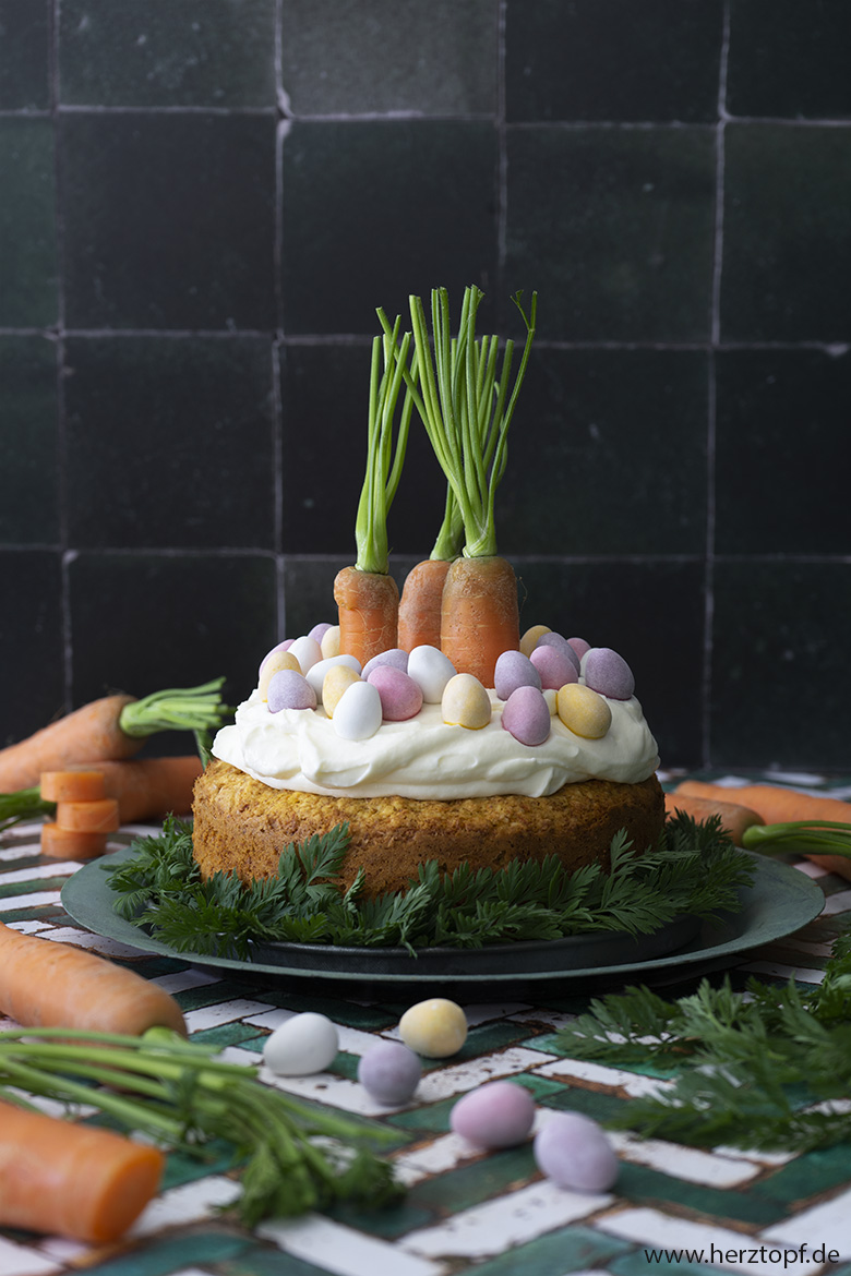 Carrot Cake mit Frischkäse-Frosting