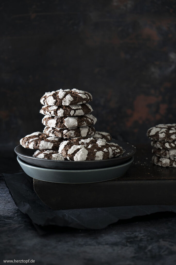 Chocolate Crinkle Cookies