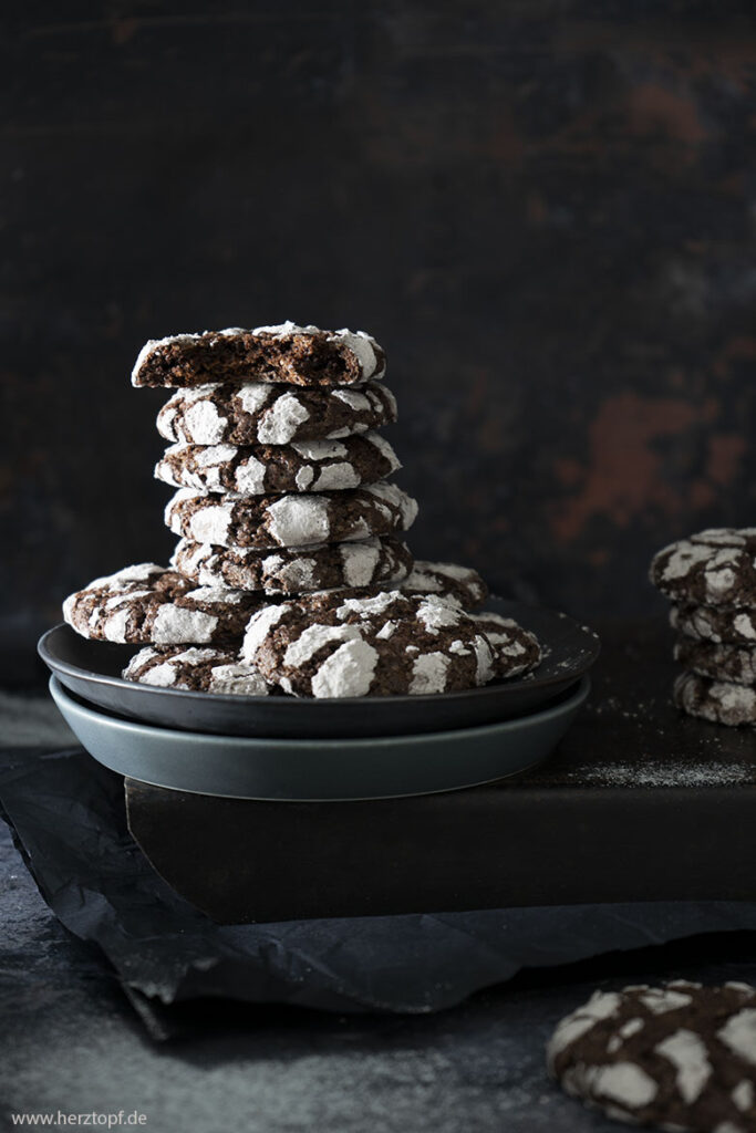 Chocolate Crinkle Cookies