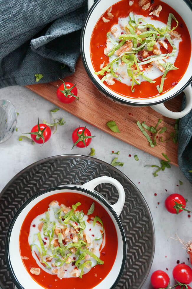 Cremige Tomatensuppe mit Kokosmlich und Reis