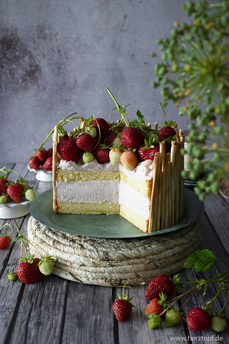 Erdbeer Charlotte | zuckerliebelei Erdbeer Charlotte | zuckerliebelei