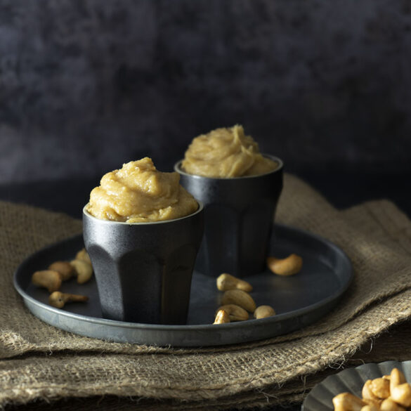 Geröstete Cashew-Creme - ideal als Brotaufstricht, für Müslis, Frostings oder als Tortenfüllung