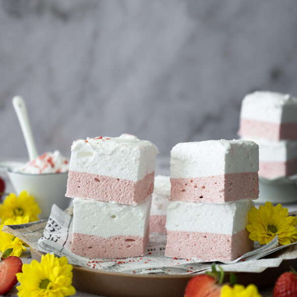 Homemade Strawberry and Vanilla Marshmallows