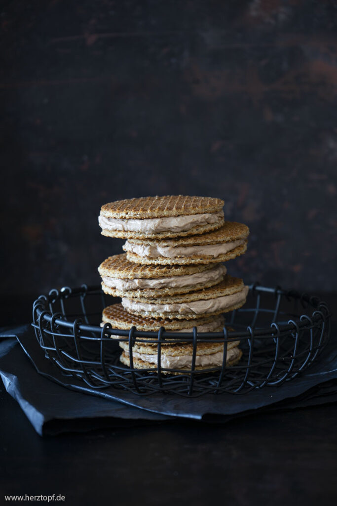 Honigwaffeln mit Schoko-Haselnuss-Creme