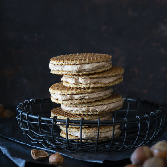 Honigwaffeln mit Schoko-Haselnuss-Creme