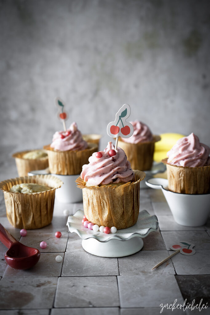 KiBa Cupcakes | Kirsch Bananen Cupcakes | zuckerliebelei