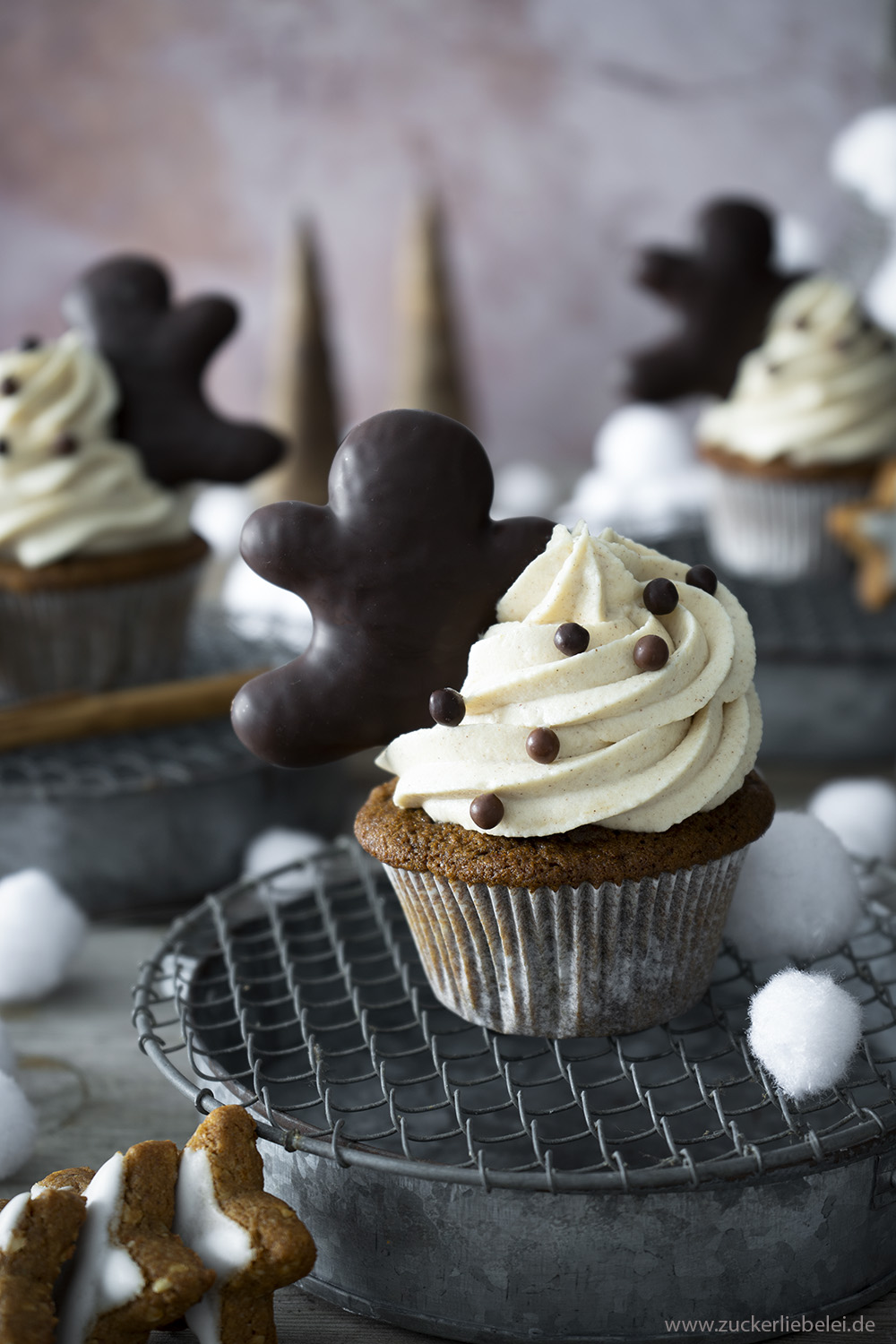 Lebkuchen Cupcakes mit Zimt Topping