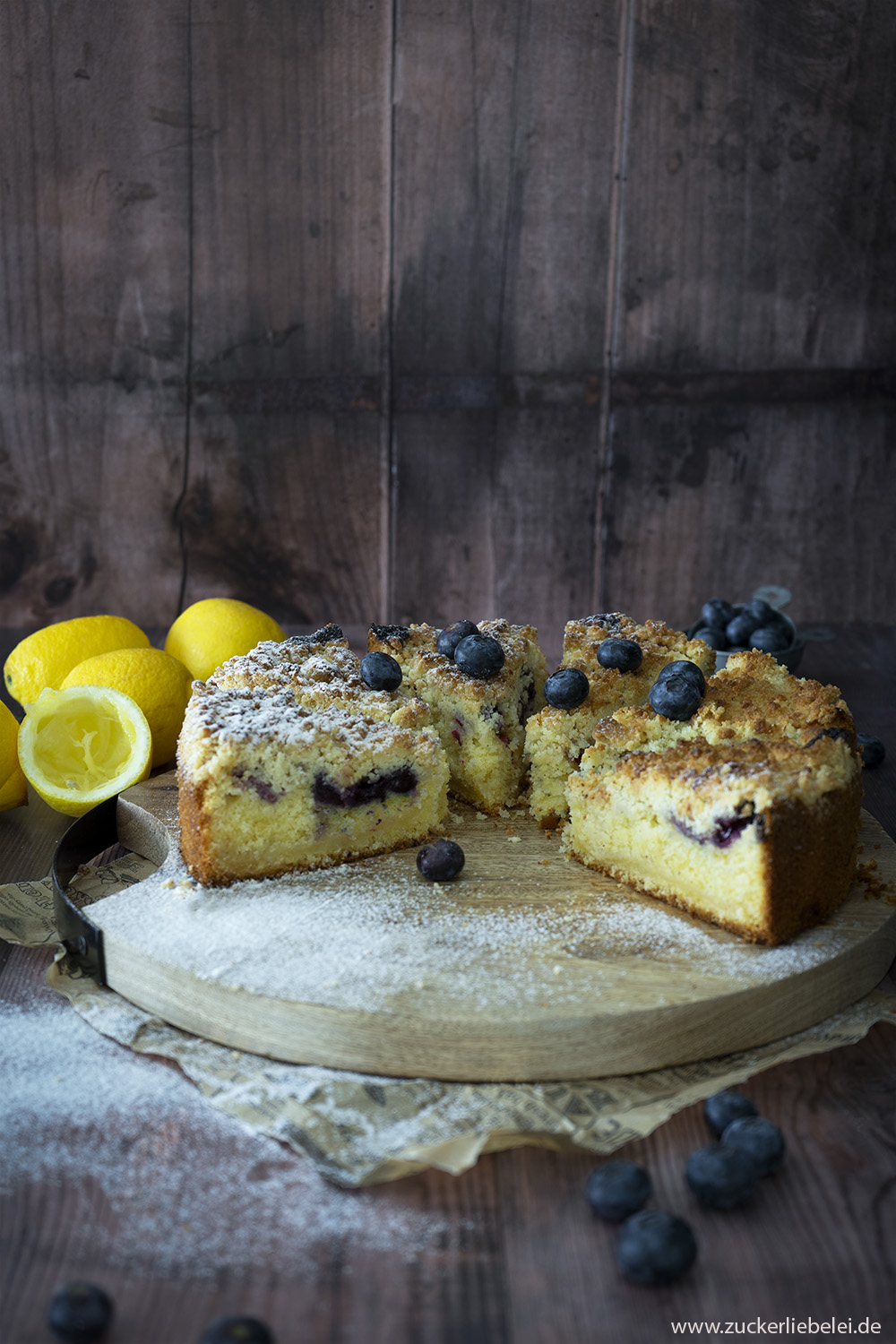 Lemon Curd Streuselkuchen mit Blaubeeren