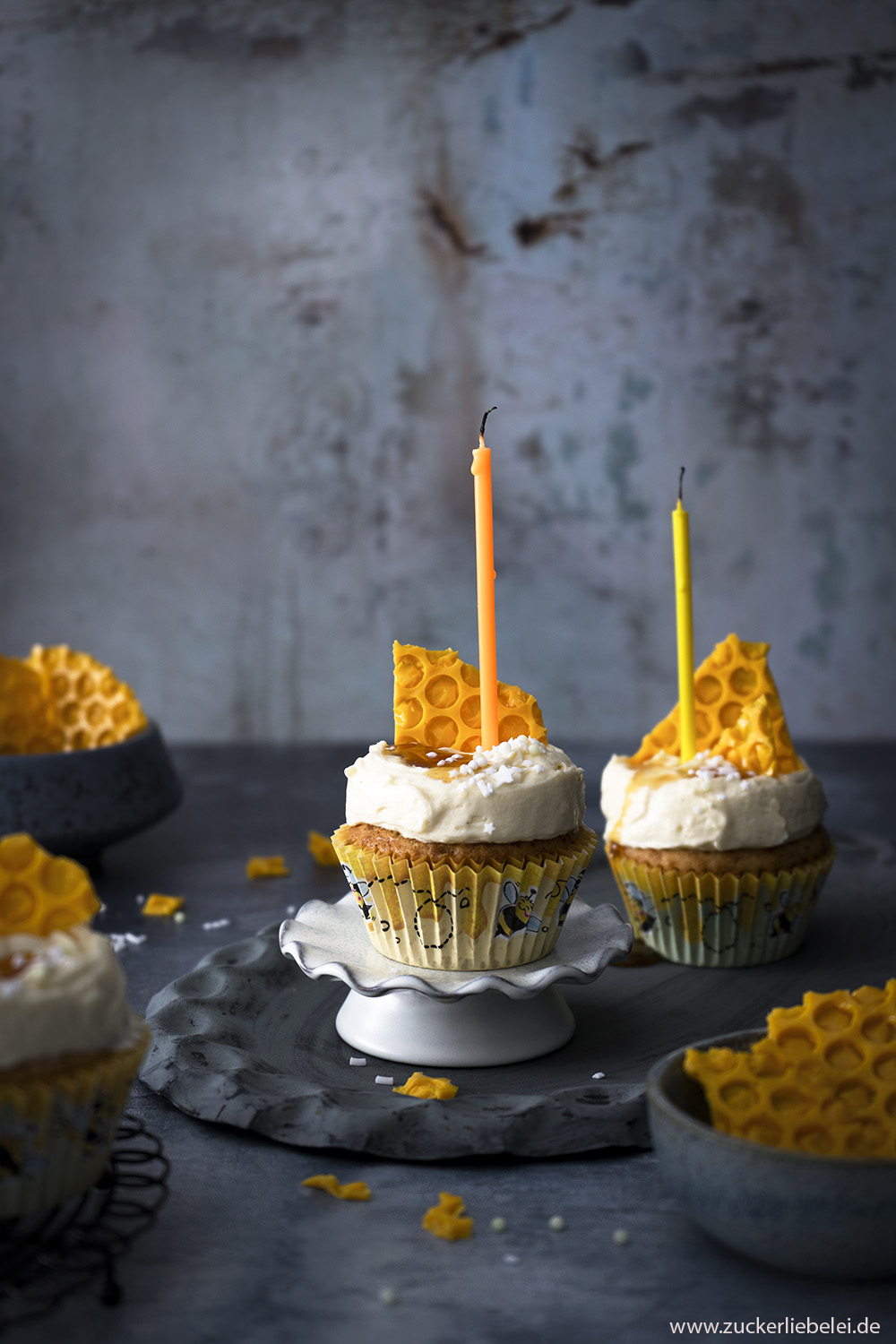 Lio's honigsüße Bienchen Cupcakes | honey bee Cupcakes