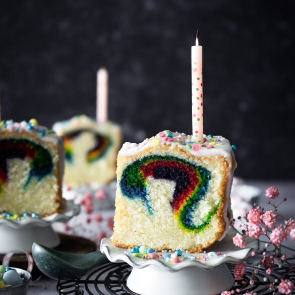 Mia's Hidden Rainbow Birthday Cake zum 6. Geburtstag