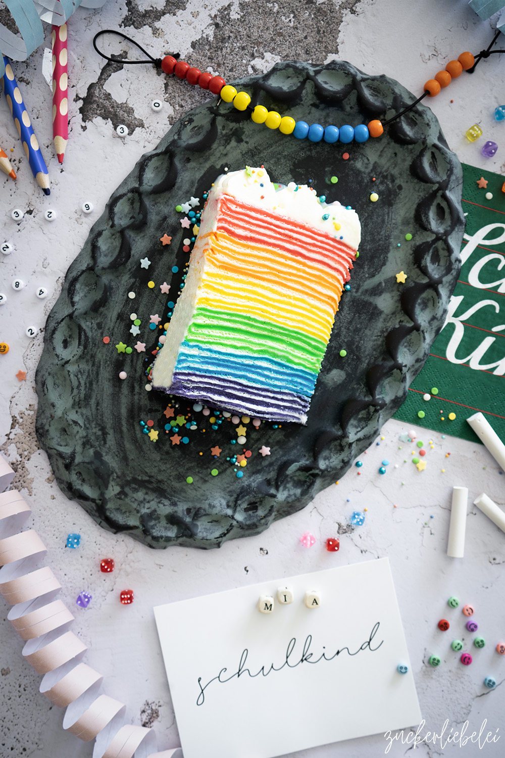 Mia's Regenbogen Crêpe Torte zur Einschulung | Rainbow Crêpe Cake