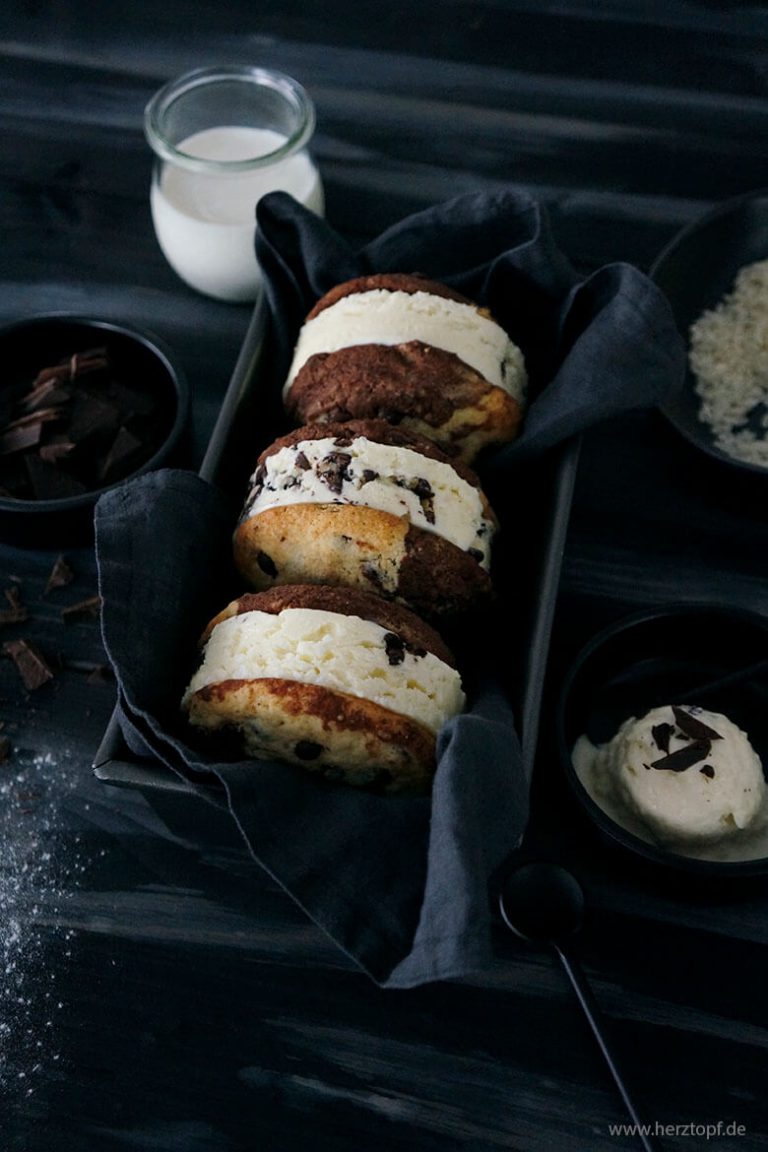 Milchreis Eis Sandwiches mit Reismehl und Schokolade (Werbung für ...