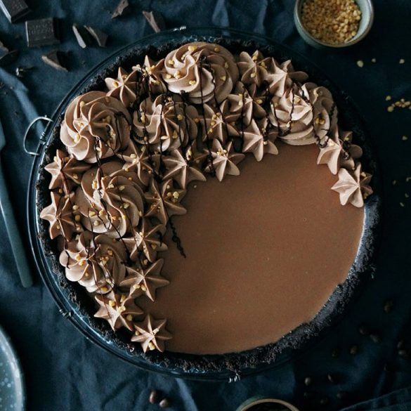 No Bake Espresso Panna Cotta Tarte mit Oreo-Boden