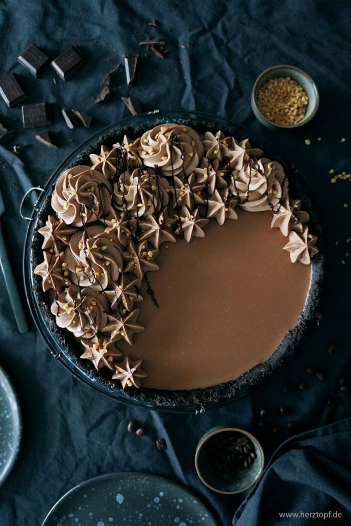 No Bake Espresso Panna Cotta Tarte mit Oreo-Boden