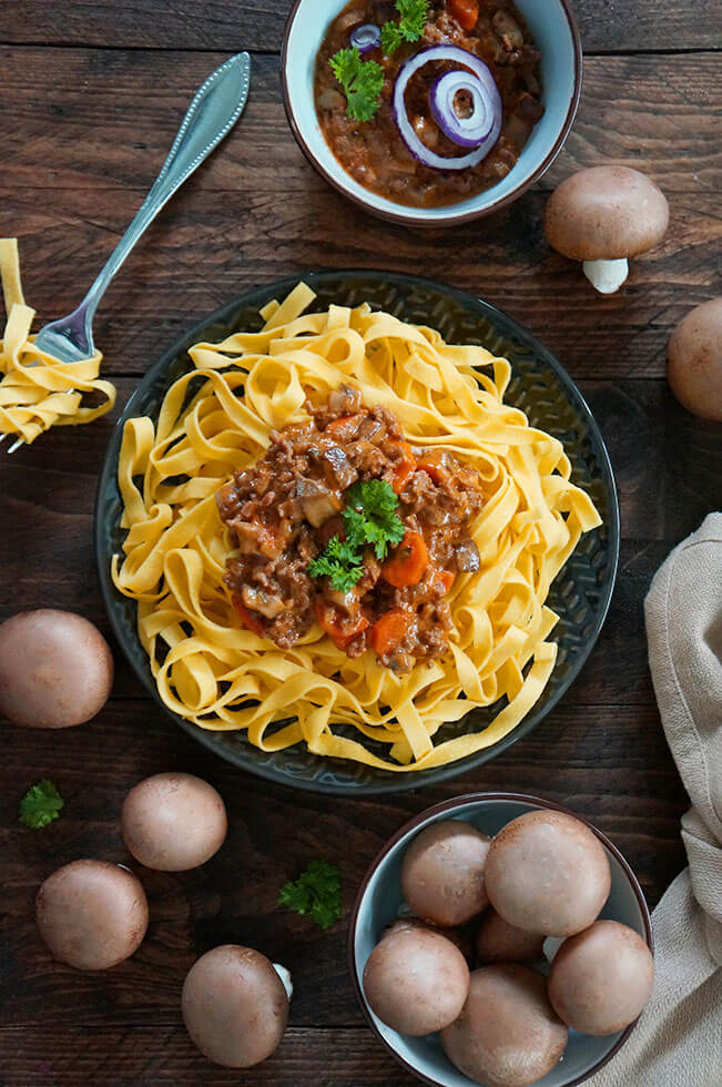 Pasta mit Pesto-Bolognese