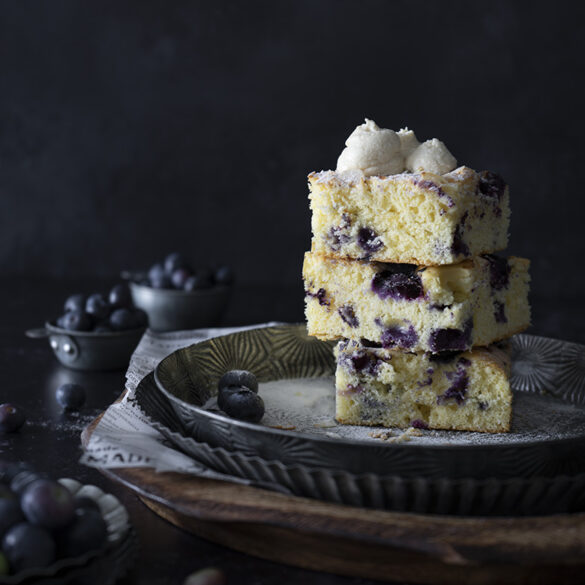 Schneller Blaubeeren-Orangenkuchen vom Blech