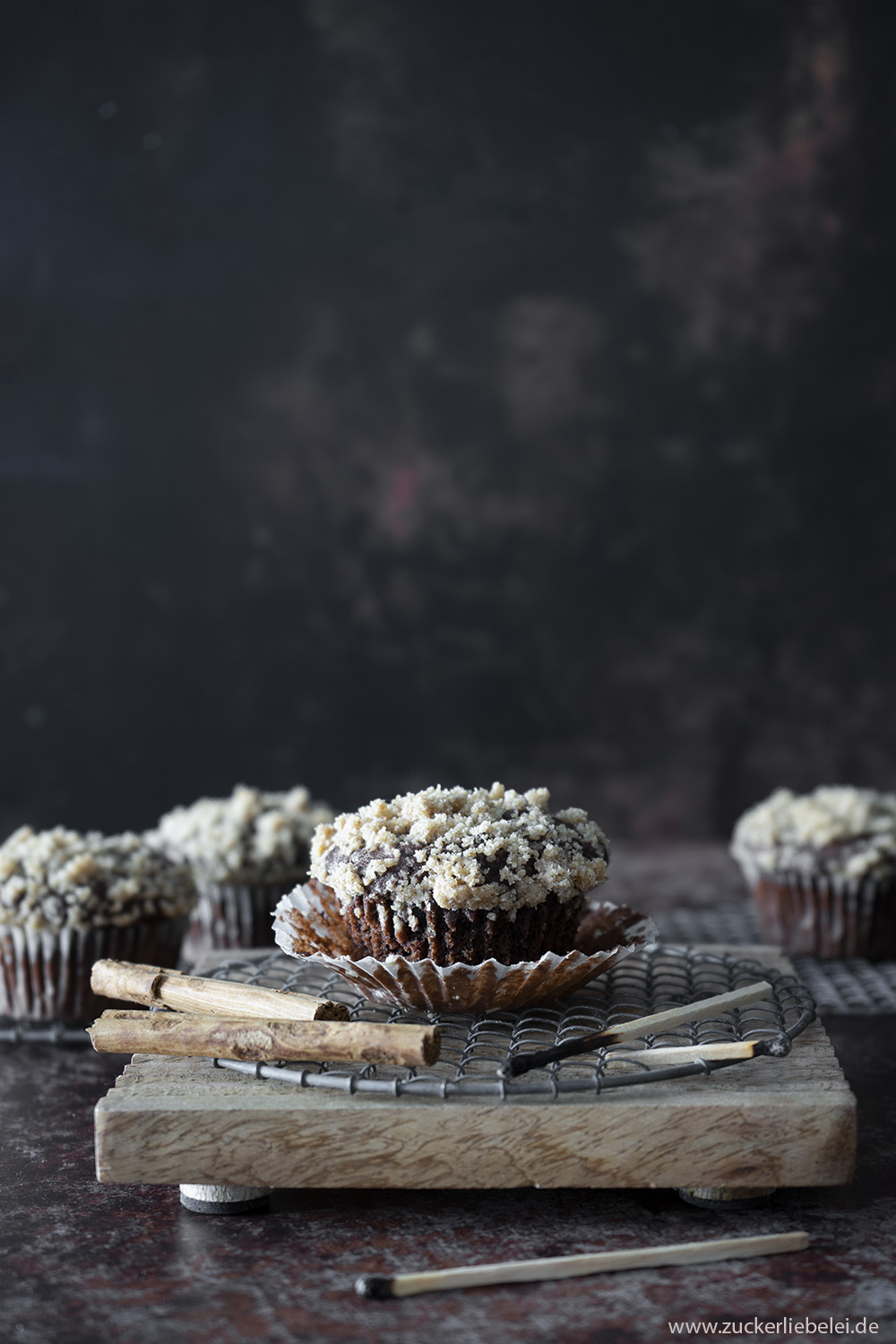 Schokoladen Kaffee Muffins mit Zimt Crunch