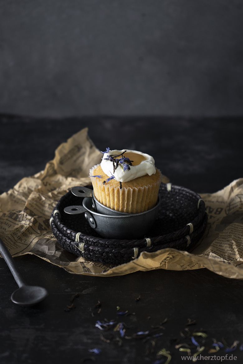 Schwarztee Cupcakes mit Tee-Karamell