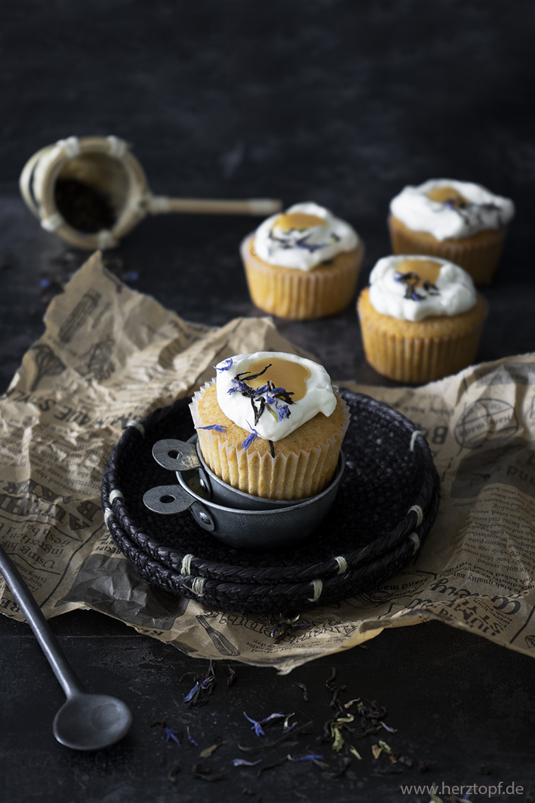 Schwarztee Cupcakes mit Tee-Karamell