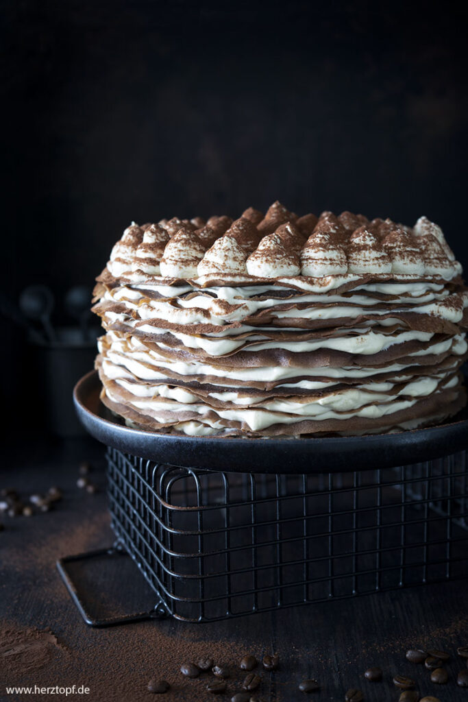 Tiramisu Crêpes Torte