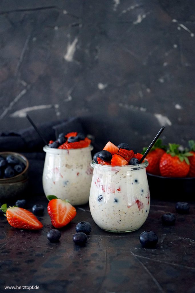 Vanille Mohn Overnight Oats mit Joghurt